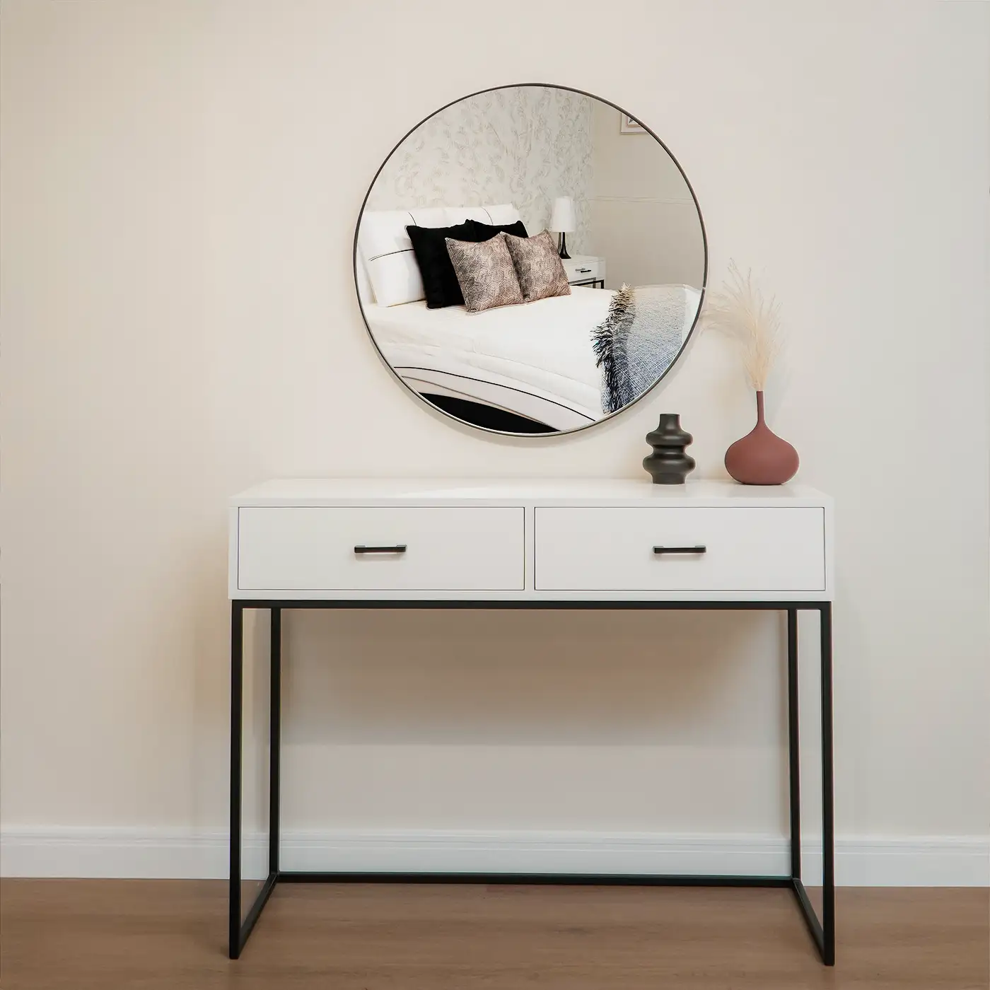 Archoden 5-Piece Bedroom Set - Image 4